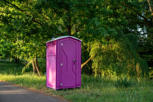 Best Portable toilet rental cost  in Montebello, CA